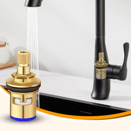 Cartuccia di ricambio universale per rubinetto in ottone