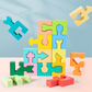 Puzzle di abbinamento di forme geometriche in legno per bambini piccoli