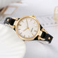 Elegante orologio da donna con cinturino sottile.