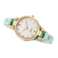 Elegante orologio da donna con cinturino sottile.