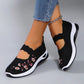 Scarpe casual in tessuto a maglia traspirante con suola morbida.